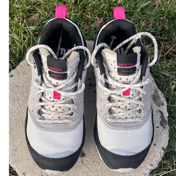 Merrell Speed Solo Womens Hiking Trail Running Shoes Size 7 Gray Pink Vibram - Picture 2 of 8